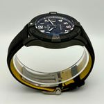 Breitling Avenger S17328101B1X1 (2024) - Black dial 42 mm Titanium case (14/16)