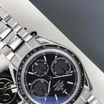 Omega Speedmaster Racing 326.30.40.50.01.001 (2024) - Zwart wijzerplaat 40mm Staal (4/8)