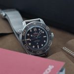 Omega Seamaster Diver 300 M 210.90.42.20.01.001 (2022) - Brown dial 42 mm Titanium case (1/8)