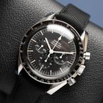 Omega Speedmaster Professional Moonwatch 105.012-66 (1967) - Black dial 42 mm Steel case (3/8)