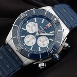 Breitling Chronomat AB0136161C1S1 (2025) - Blue dial 44 mm Steel case (3/7)