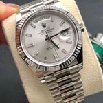 Rolex Day-Date 228239 (2024) - Zwart wijzerplaat 40mm Witgoud (10/10)