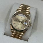 Rolex Day-Date 40 228238 (2024) - Champagne wijzerplaat 40mm Geelgoud (8/8)