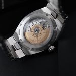 Vacheron Constantin Overseas 4000V/210A-B911 (2024) - Blue dial 41 mm Steel case (5/8)