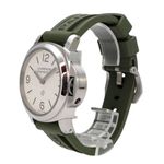 Panerai Luminor Base Logo PAM01087 (2025) - White dial 44 mm Steel case (3/8)