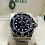 Rolex Sea-Dweller 126600 (2021) - Black dial 43 mm Steel case (2/8)