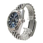 Rolex Sky-Dweller 326934 (2021) - Blue dial 42 mm Steel case (3/8)