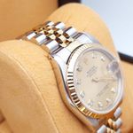 Rolex Datejust 31 68273 (1990) - Champagne dial 31 mm Gold/Steel case (5/8)