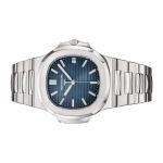 Patek Philippe Nautilus 5711/1A-010 (2021) - Blue dial 40 mm Steel case (3/6)