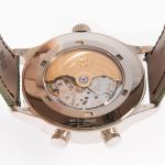 Patek Philippe Calatrava 5524G-010 (2025) - Beige dial 42 mm White Gold case (8/8)