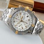 Breitling Chronomat B13352 (2002) - White dial 39 mm Steel case (2/8)