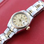 Rolex Lady-Datejust 69173 (Onbekend (willekeurig serienummer)) - Champagne wijzerplaat 26mm Goud/Staal (8/8)