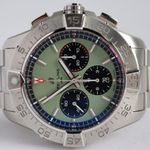 Breitling Avenger AB0147101L1A1 (2023) - Green dial 44 mm Steel case (2/8)