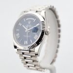 Rolex Day-Date 40 228239 (2021) - Blauw wijzerplaat 40mm Witgoud (2/8)