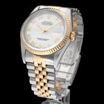 Rolex Datejust 36 16233 (2002) - 36 mm Gold/Steel case (2/8)