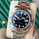 Rolex Explorer II 226570 (2025) - Zwart wijzerplaat 42mm Staal (2/5)