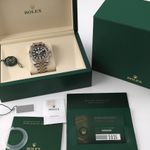 Rolex GMT-Master II 126713GRNR (2025) - Black dial 40 mm Gold/Steel case (8/8)