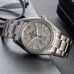 Grand Seiko Unknown SBGX035 (Unknown (random serial)) - Black dial Steel case (2/8)