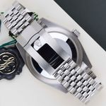 Rolex Sky-Dweller 336934 (2026) - 42 mm Gold/Steel case (6/8)