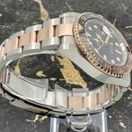 Rolex GMT-Master II 126711CHNR (2026) - Black dial 40 mm Gold/Steel case (8/8)