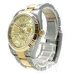 Rolex Datejust 36 126233 (2023) - Gold dial 36 mm Gold/Steel case (3/8)