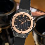 Hublot Classic Fusion Quartz 581.CO.1780.RX (2016) - Black dial 33 mm Rose Gold case (3/8)