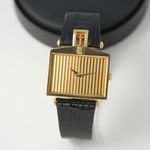 Corum Unknown 55595 (1990) - Champagne dial 34 mm Yellow Gold case (2/4)