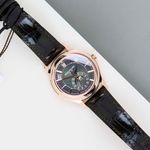 Patek Philippe Annual Calendar 5205R-011 (2024) - Green dial 40 mm Rose Gold case (2/8)