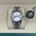 Rolex Datejust 36 126234 (2024) - Silver dial 36 mm Steel case (5/8)