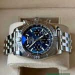 Breitling Chronomat AB011511/C987 (2021) - Blue dial 44 mm Steel case (5/7)