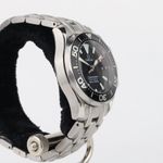 Omega Seamaster Diver 300 M 2282.50.00 (1998) - Black dial 29 mm Steel case (6/8)