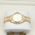 Rolex Lady-Datejust 6917 (1981) - Champagne dial 26 mm Yellow Gold case (3/7)