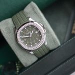 Patek Philippe Aquanaut 5267/200A (2024) - Groen wijzerplaat 39mm Staal (2/4)