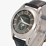 Patek Philippe Annual Calendar 5205G-010 (2012) - Zwart wijzerplaat 40mm Witgoud (6/6)