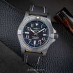 Breitling Avenger V17319101B1X1 (Onbekend (willekeurig serienummer)) - Zwart wijzerplaat 45mm Titanium (3/8)