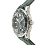 Omega Seamaster Diver 300 M 210.32.42.20.10.001 (Unknown (random serial)) - Green dial 42 mm Steel case (7/8)