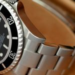 Rolex Sea-Dweller 16600T (2004) - Black dial 40 mm Steel case (7/8)