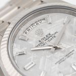 Rolex Day-Date 40 228239 (2021) - 40mm Witgoud (3/8)