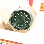 Omega Seamaster Diver 300 M 210.30.42.20.10.001 (2025) - Groen wijzerplaat 42mm Staal (8/8)