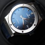 Hublot Classic Fusion Blue 542.NX.7170.LR (2024) - Blue dial 42 mm Titanium case (1/4)