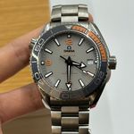 Omega Seamaster Planet Ocean 215.90.44.21.99.001 (2023) - Grey dial 44 mm Titanium case (6/8)