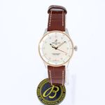 Breitling Navitimer U77320E61A1P1 (2024) - Parelmoer wijzerplaat 32mm Goud/Staal (1/4)