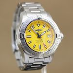 Breitling Avenger Seawolf A17319 (Unknown (random serial)) - Yellow dial 45 mm Steel case (3/8)