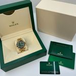 Rolex GMT-Master II 116718LN (2021) - Groen wijzerplaat 40mm Geelgoud (2/8)