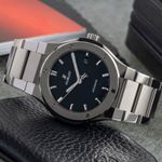 Hublot Classic Fusion 548.NX.1170.NX (2019) - Black dial 42 mm Titanium case (2/8)