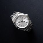 Vacheron Constantin Overseas 4500V/110A-B126 (2019) - Silver dial 42 mm Steel case (4/5)