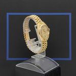 Rolex Lady-Datejust 6927 (1973) - Gold dial 26 mm Yellow Gold case (2/8)