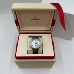 Omega De Ville 434.23.34.20.55.002 (2024) - White dial 34 mm Gold/Steel case (4/8)