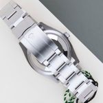 Rolex Oyster Perpetual 36 126000 (2024) - Black dial 36 mm Steel case (6/8)