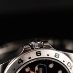 Rolex Explorer II 216570 (2014) - Black dial 42 mm Steel case (4/8)